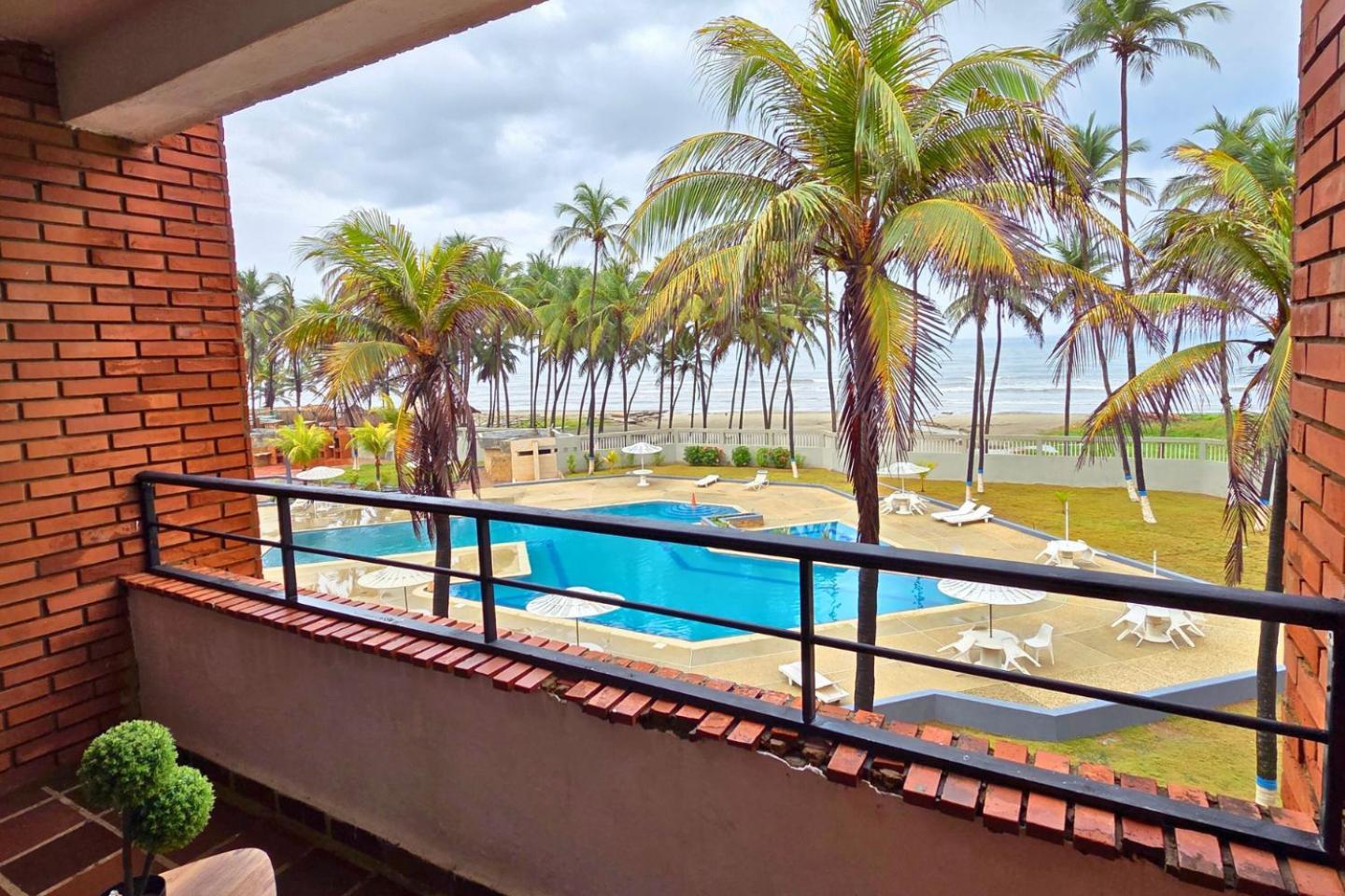 Tucacas, Frente Al Mar, Balcon, Piscina Y Playa Privada Leilighet Eksteriør bilde