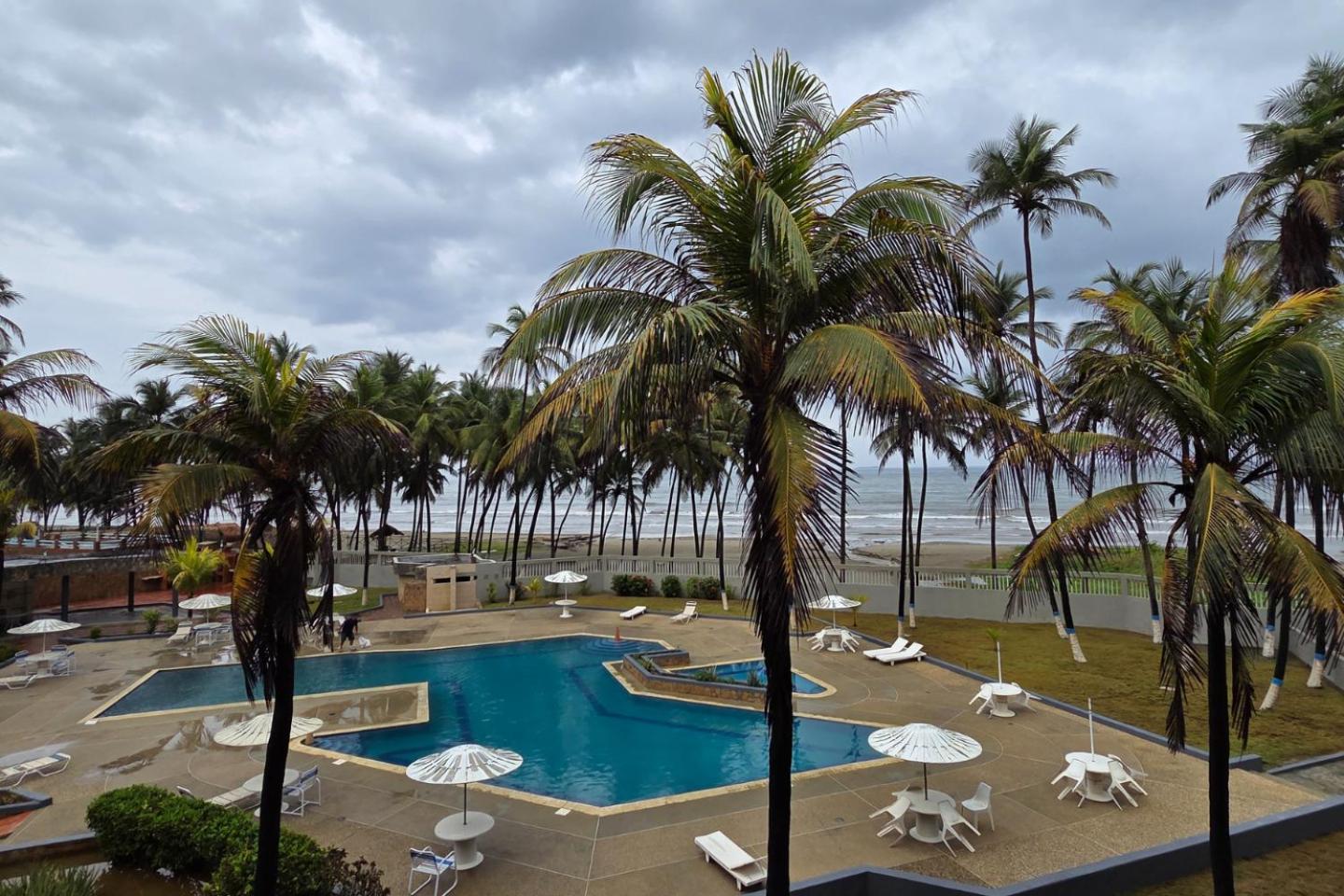 Tucacas, Frente Al Mar, Balcon, Piscina Y Playa Privada Leilighet Eksteriør bilde