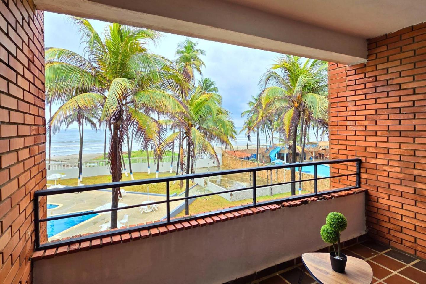 Tucacas, Frente Al Mar, Balcon, Piscina Y Playa Privada Leilighet Eksteriør bilde