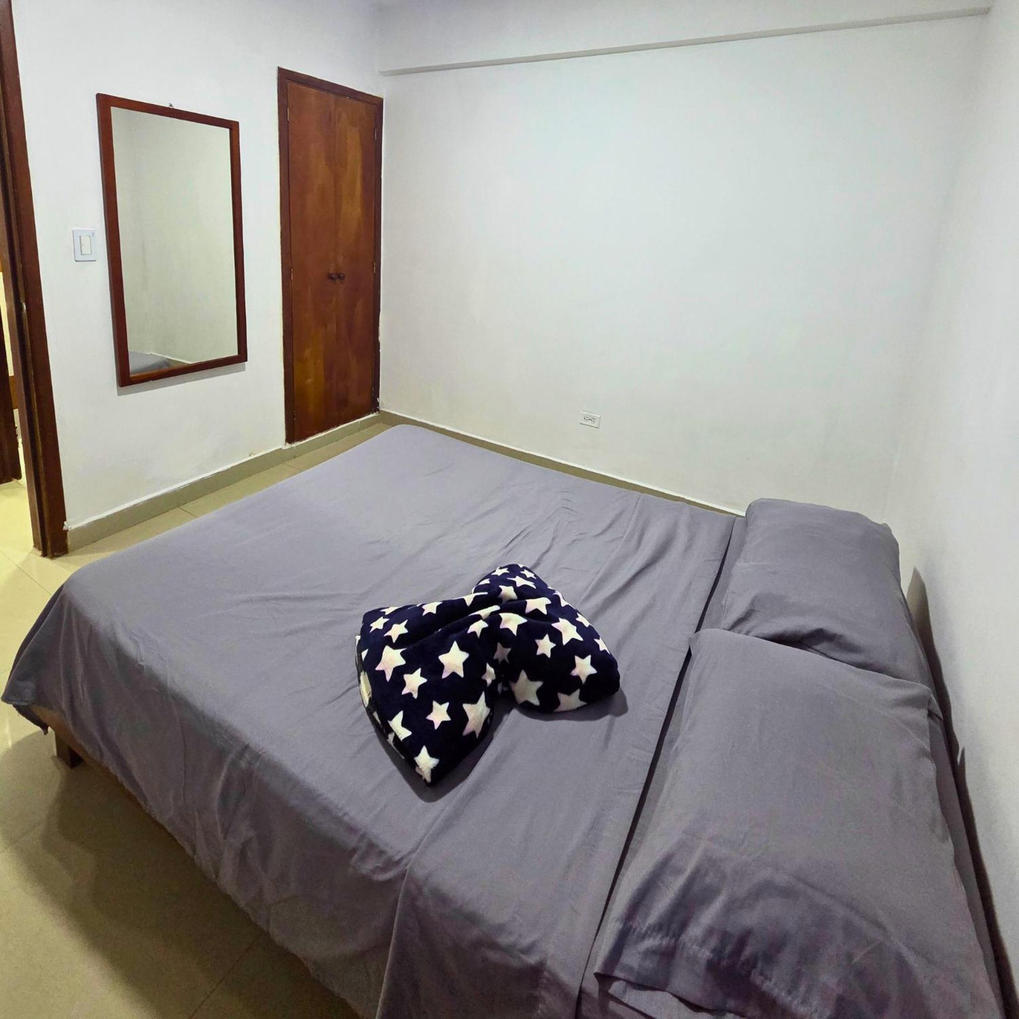 Tucacas, Frente Al Mar, Balcon, Piscina Y Playa Privada Leilighet Eksteriør bilde