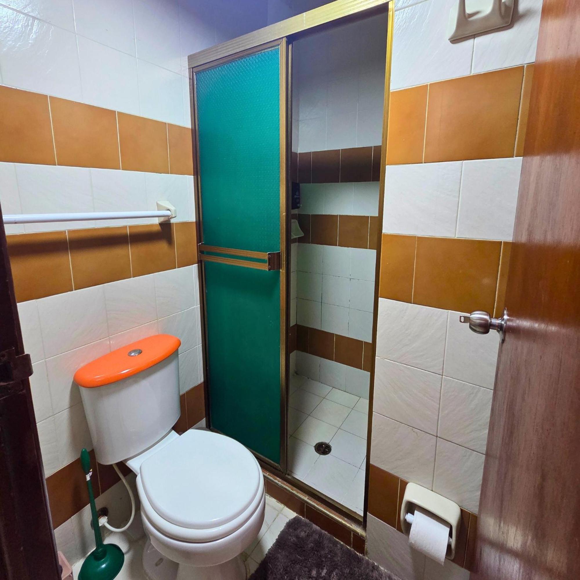 Tucacas, Frente Al Mar, Balcon, Piscina Y Playa Privada Leilighet Eksteriør bilde