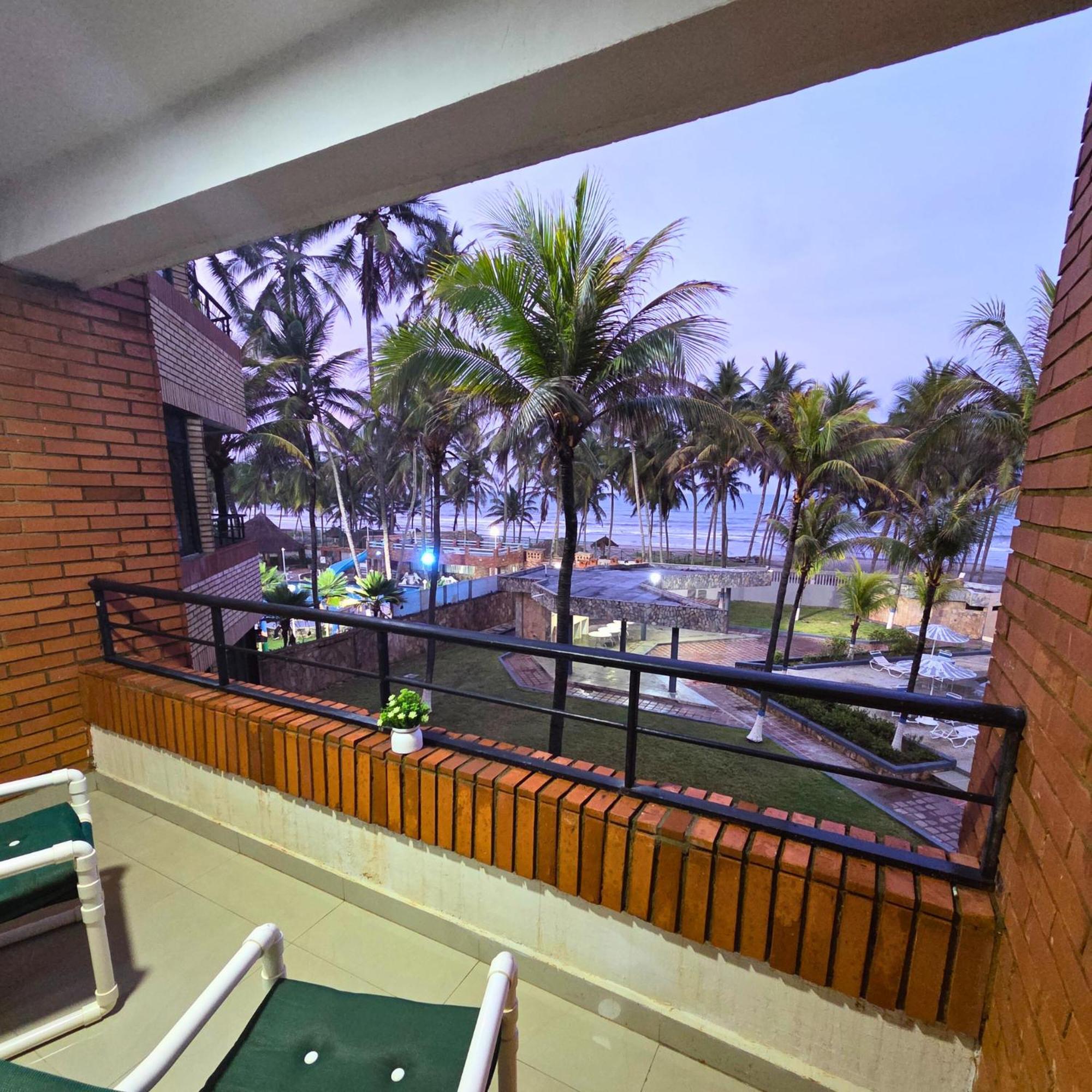 Tucacas, Frente Al Mar, Balcon, Piscina Y Playa Privada Leilighet Eksteriør bilde